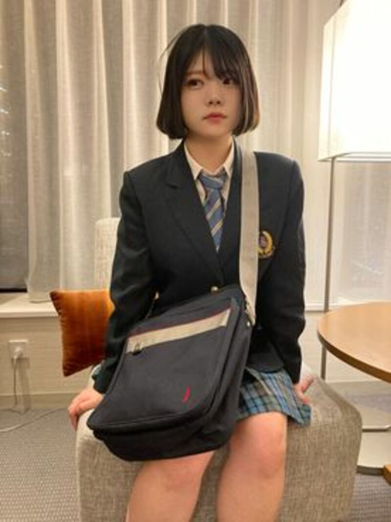 FC精品无码PPV_完全顔出し年生まれ県立③全日制経験人数人の顔Eカップ